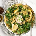 Fusilli con zucchine, rucola, burrata e limone
