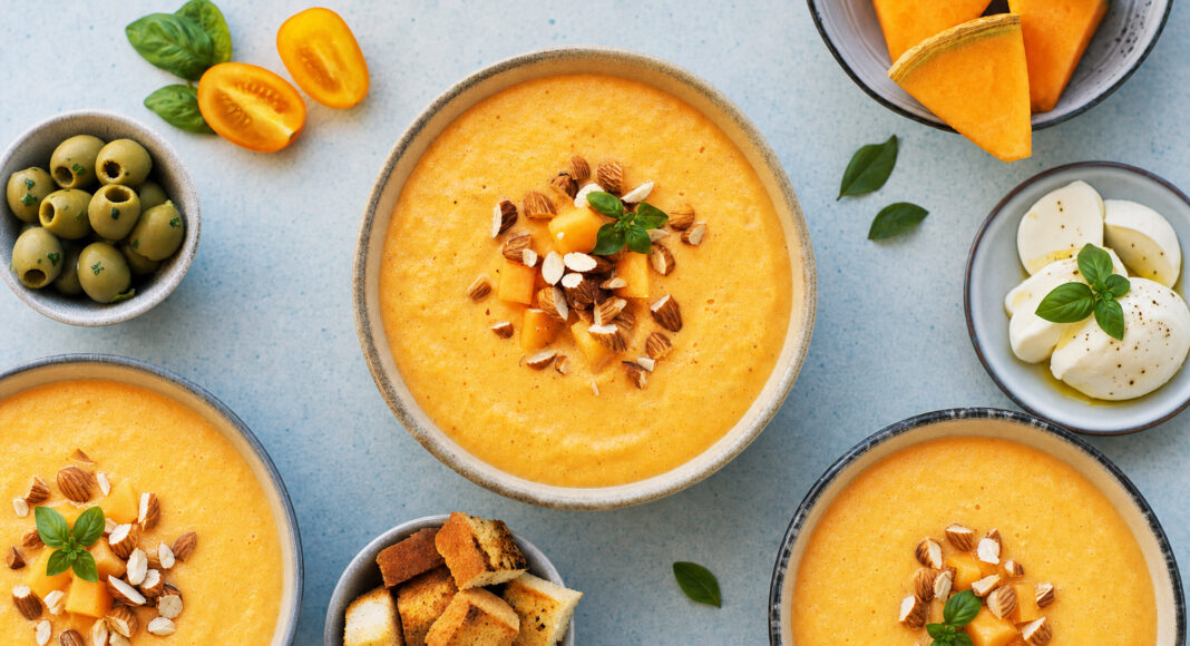 Gazpacho di melone e mandorle al tabasco