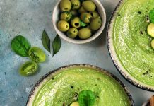 Gazpacho verde con cetrioli e spinacini