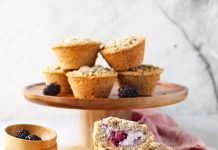 Mini sbriciolate alle more