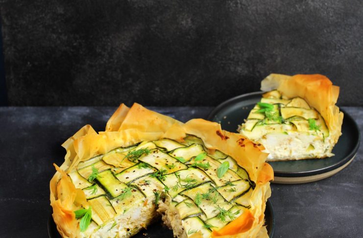 Torta fillo con zucchine e formaggi