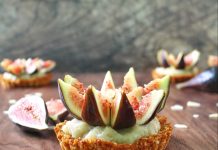 Crostatine di mandorle e fichi