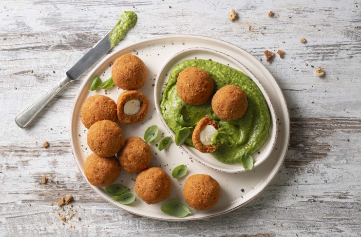 Polpettine di pappa al pomodoro con doppio pesto