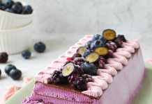 Semifreddo ai frutti di bosco