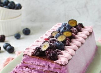Semifreddo ai frutti di bosco