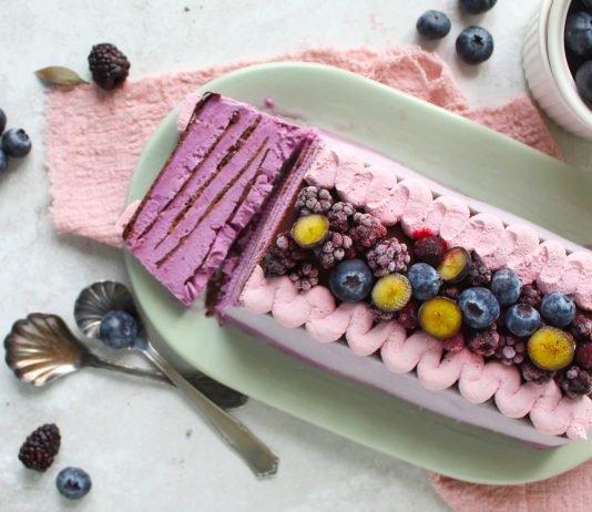 Semifreddo ai frutti di bosco