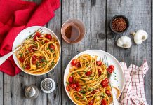 Spaghetti alle vongole fujute