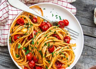 Spaghetti alle vongole fujute