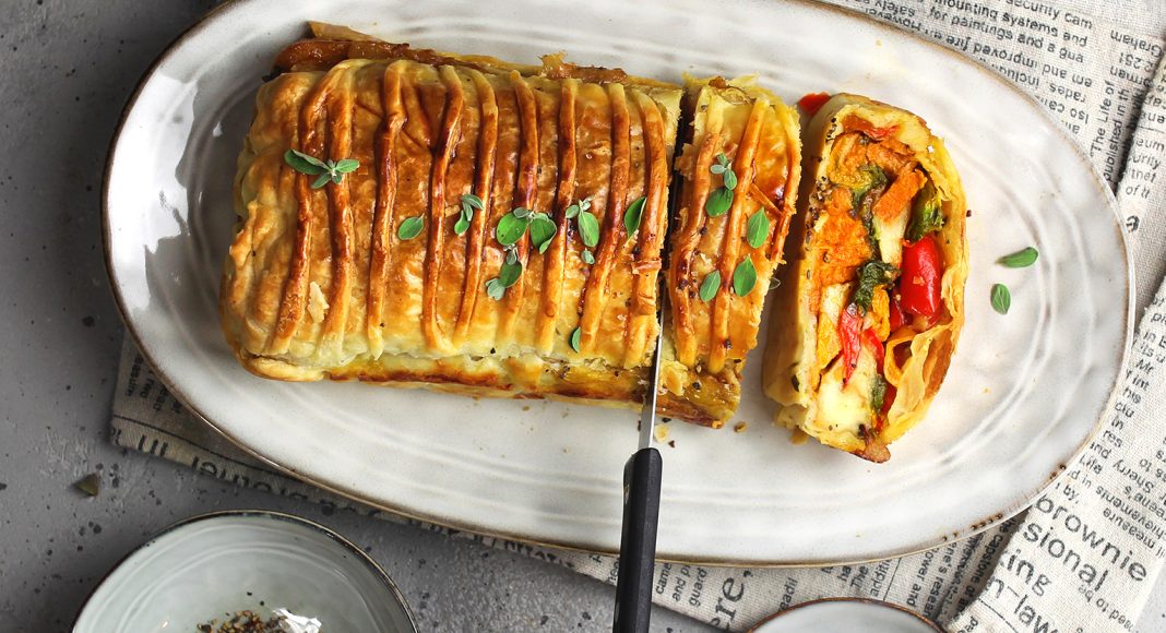 Strudel con peperoni, patate dolci e doppia scamorza