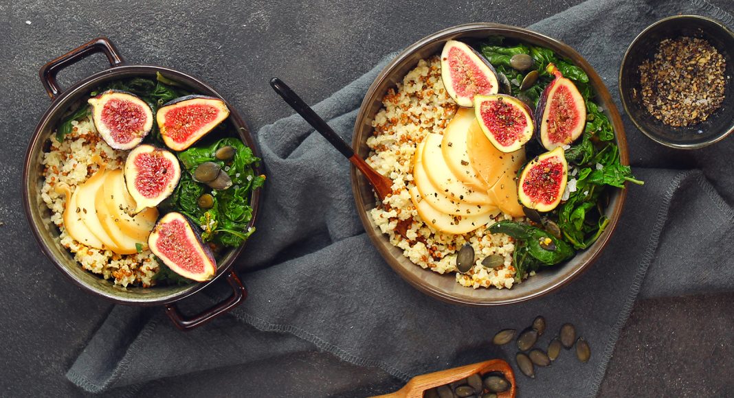 Bowl di miglio, scamorza affumicata, bietole e fichi