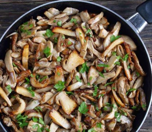 Funghi trifolati al prezzemolo