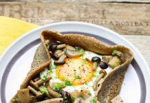 Crespelle alla bretone di grano saraceno con funghi e uova
