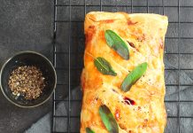 Strudel con feta, bietole e barbabietole