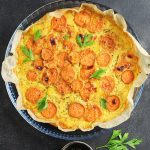 Farinata con patate dolci e salsa al prezzemolo