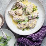 Gnudi di cavolo cappuccio rosso e ricotta alle erbe aromatiche