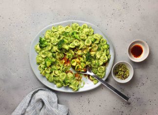 Orecchiette con salsa di broccoli