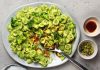 Orecchiette con salsa di broccoli, miso e peperoncino di Cayenna