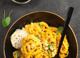 Spaghetti cremosi zucca e salvia