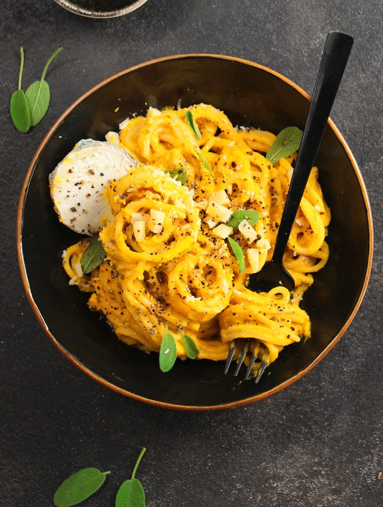Spaghetti cremosi zucca e salvia