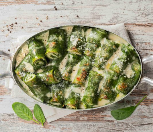 Mezzi cannelloni spinaci e cavolfiore in besciamella alla crescenza