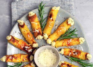 Cannoli di patate alla crema di formaggi Cannoli di patate alla crema di formaggi
