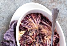Involtini gratinati di radicchio rosso e formaggio