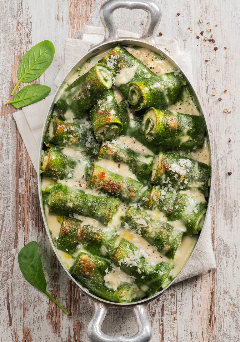 Mezzi cannelloni spinaci e cavolfiore in besciamella alla crescenza