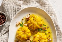 Ravioli di pere e taleggio allo zafferano con pepe di Sichuan