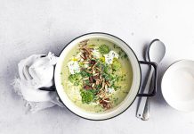 Vellutata di broccolo romanesco con crema di robiola