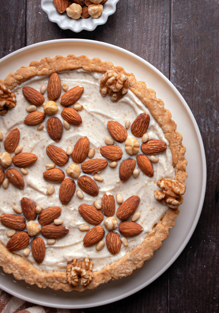 Crostata-ricotta-e-frutta-secca Crostata di ricotta e mandorle senza burro