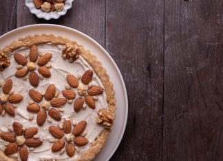 Crostata di ricotta e mandorle senza burro Crostata di ricotta e mandorle senza burro