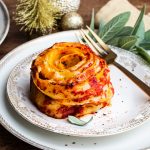 Lasagnette zucca e provola con pomodoro alla salvia