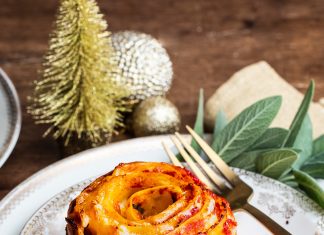 Lasagnette zucca e provola con pomodoro alla salvia Lasagnette zucca e provola con pomodoro alla salvia