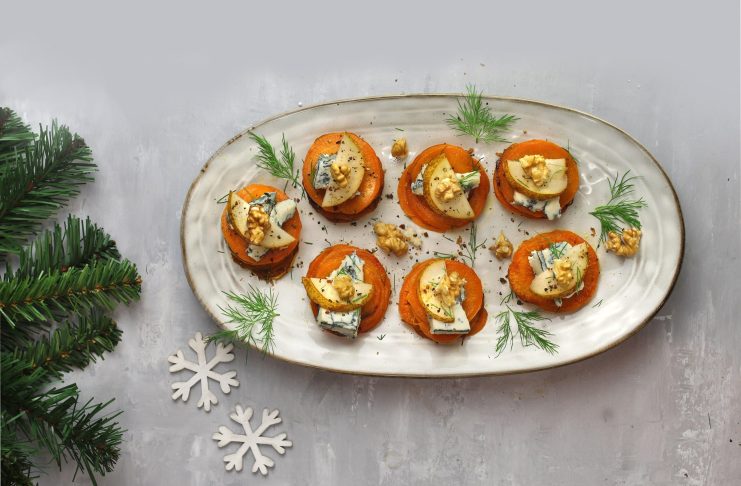 Mini millefoglie di patate dolci, gorgonzola e pere