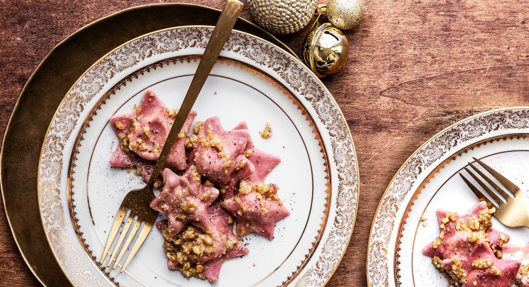 Ravioli stella alla robiola con pesto di noci