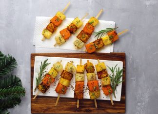 Spiedini di patate colorate in padella