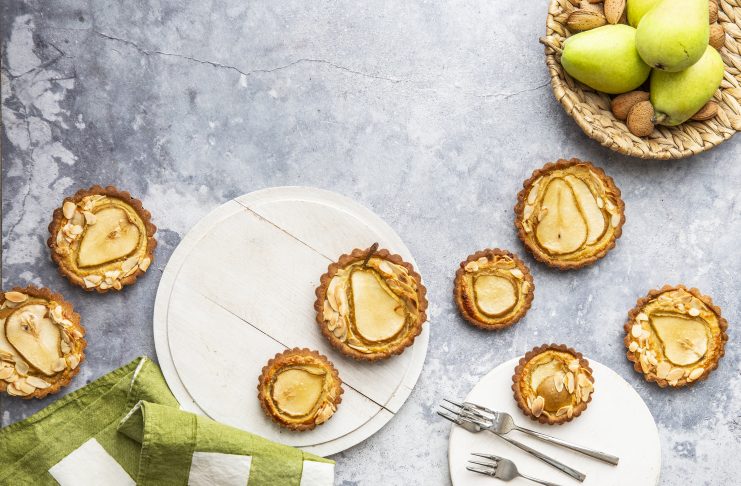 Crostatine frangipane alle pere