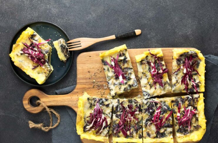 Torta salata di radicchio e patate