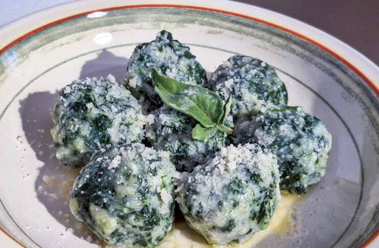 Gnudi ricotta e spinaci