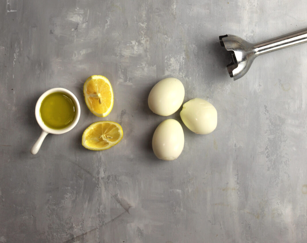 Maionese con uova sode alla maniera classica