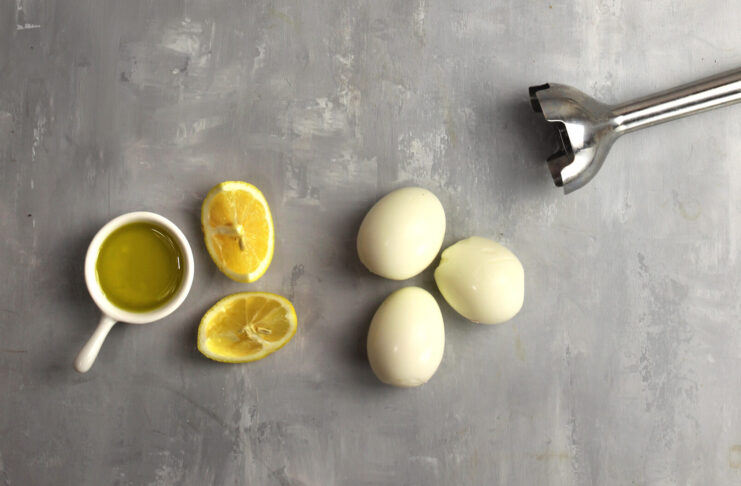 Maionese con uova sode alla maniera classica
