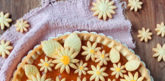 Crostata floreale