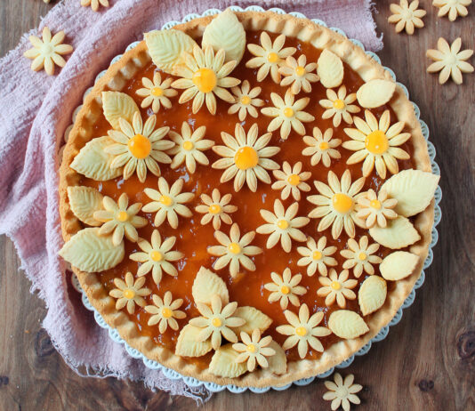Crostata floreale