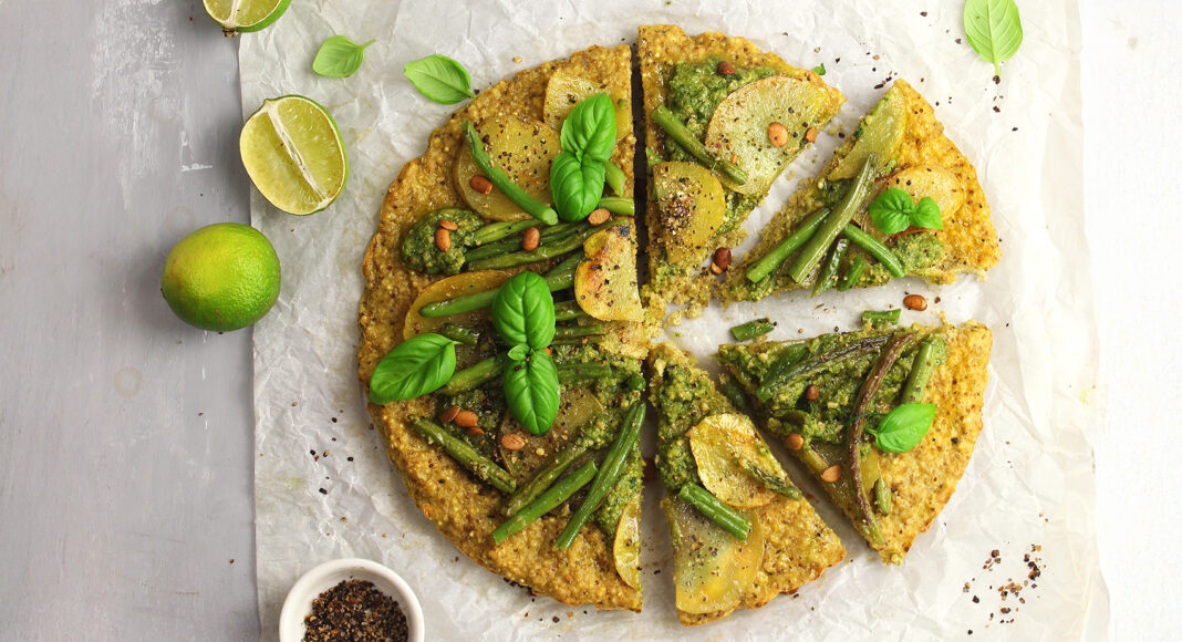 Frittata al forno di miglio e quinoa con patate e fagiolini