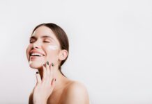 Maschere viso naturali per la primavera: quali scegliere e come farle in casa Maschera viso fai da te da fare in primavera