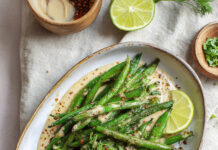 Fagiolini croccanti su tahini soffice