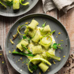 Gnocchi di patate, piselli e riso ai doppi asparagi