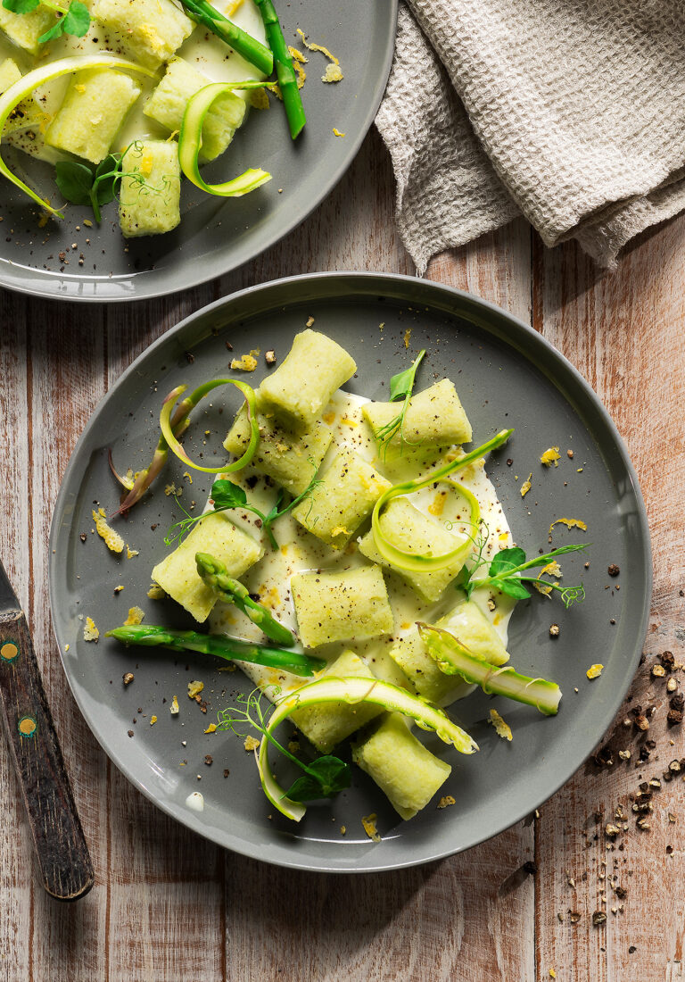 gnocchi-patate-piselli-asparagi Gnocchi di patate, piselli e riso ai doppi asparagi