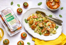 Insalata di quinoa, feta e pomodorini sardi