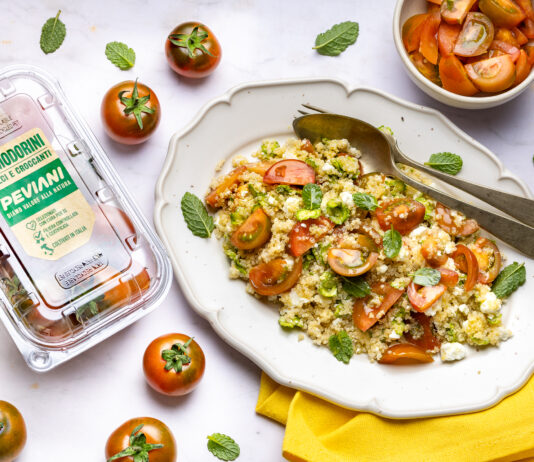Insalata di quinoa, feta e pomodorini sardi
